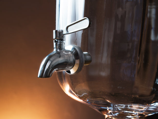 European Glass Beverage Dispenser - Iced Beverage Server -1.85 Gallon - 7 Liter ( 236 Fl. Oz. ) - with Stainless Steel Spigot - Knob